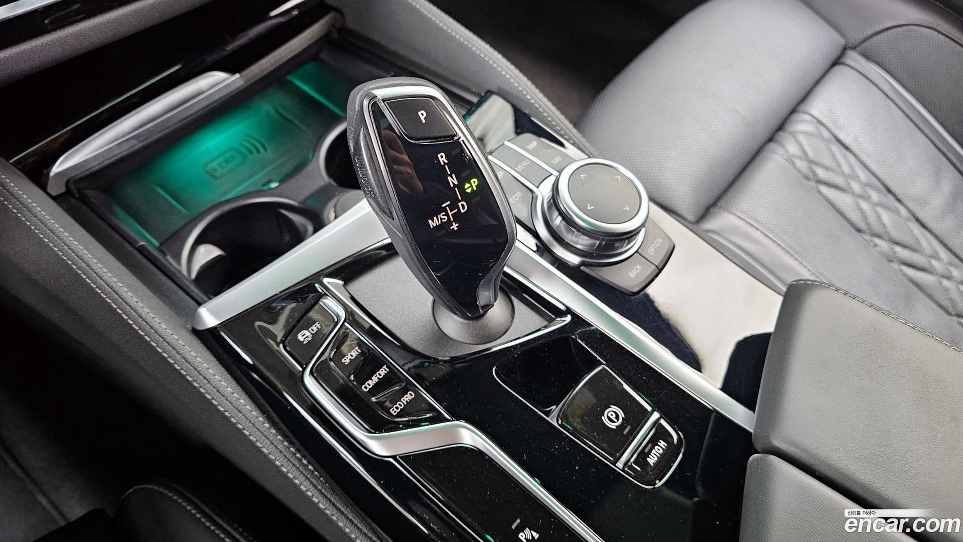 Main__Slider__Photo:5-Series BMW 2022.4-8