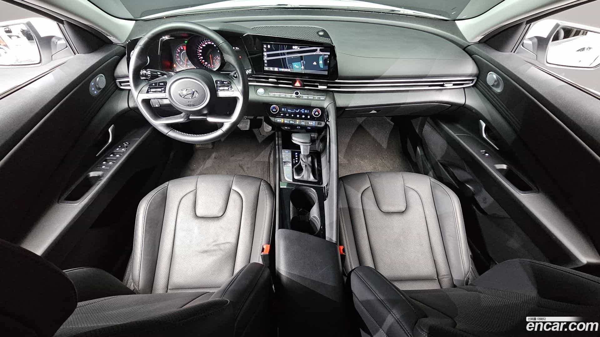 AVANTE Hyundai 2020.6-INNER-007