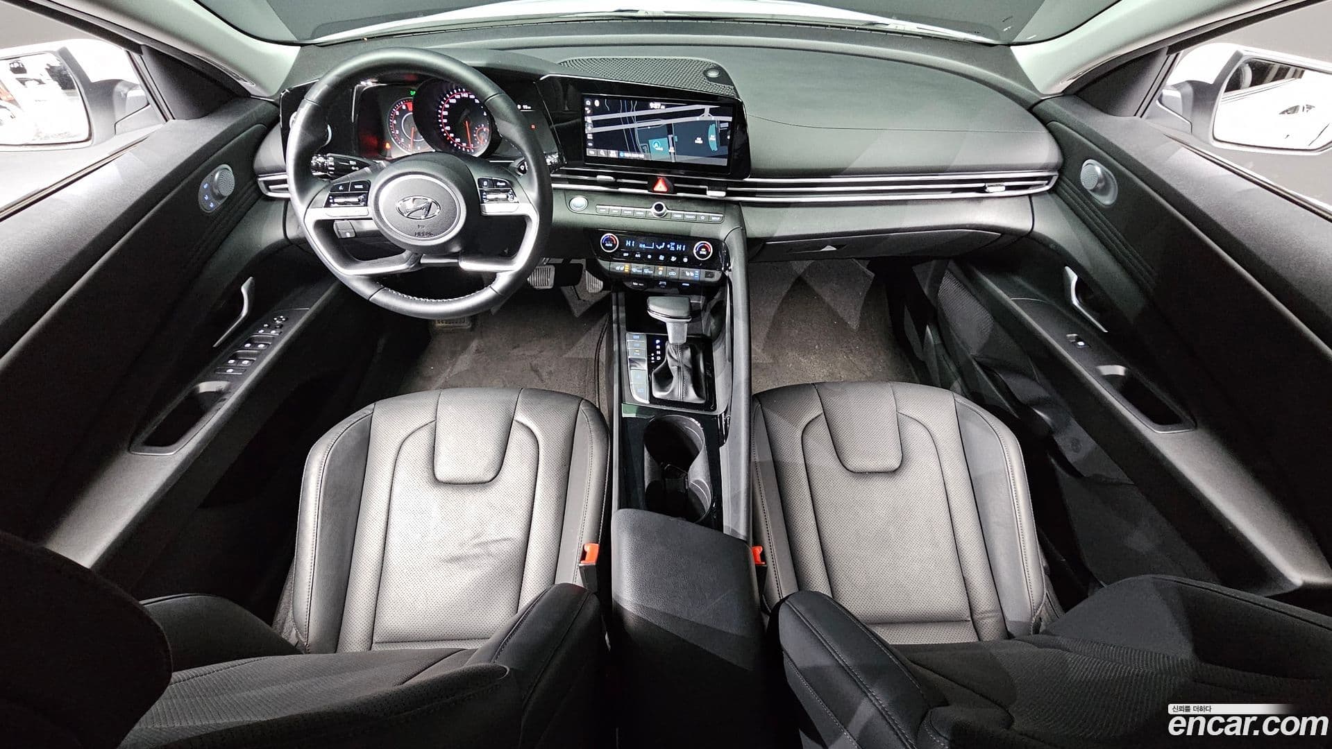 Main__Slider__Photo:AVANTE Hyundai 2020.6-6