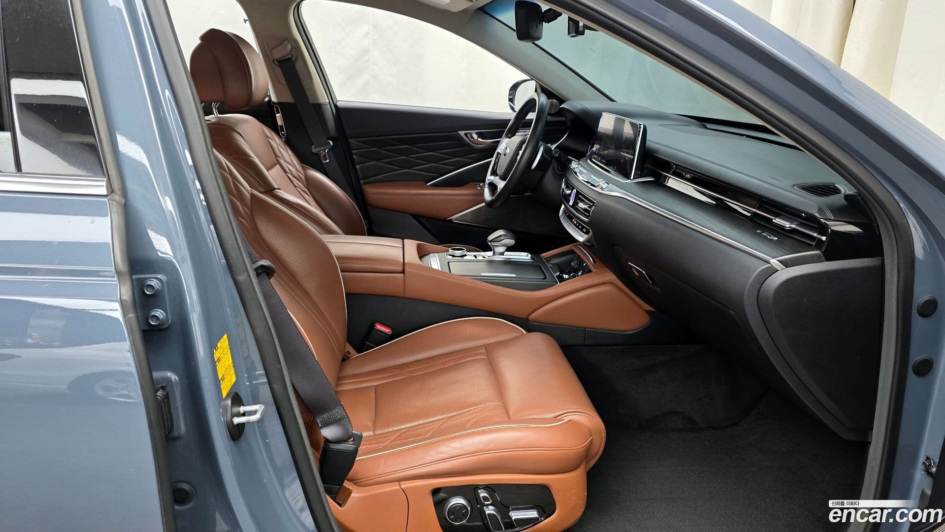 Main__Slider__Photo:K9 Kia 2018.10-10