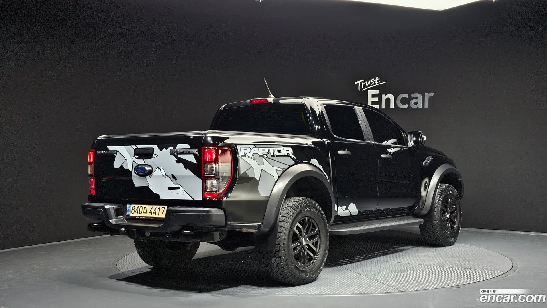 Main__Slider__Photo:Ranger Ford 2022.9-1