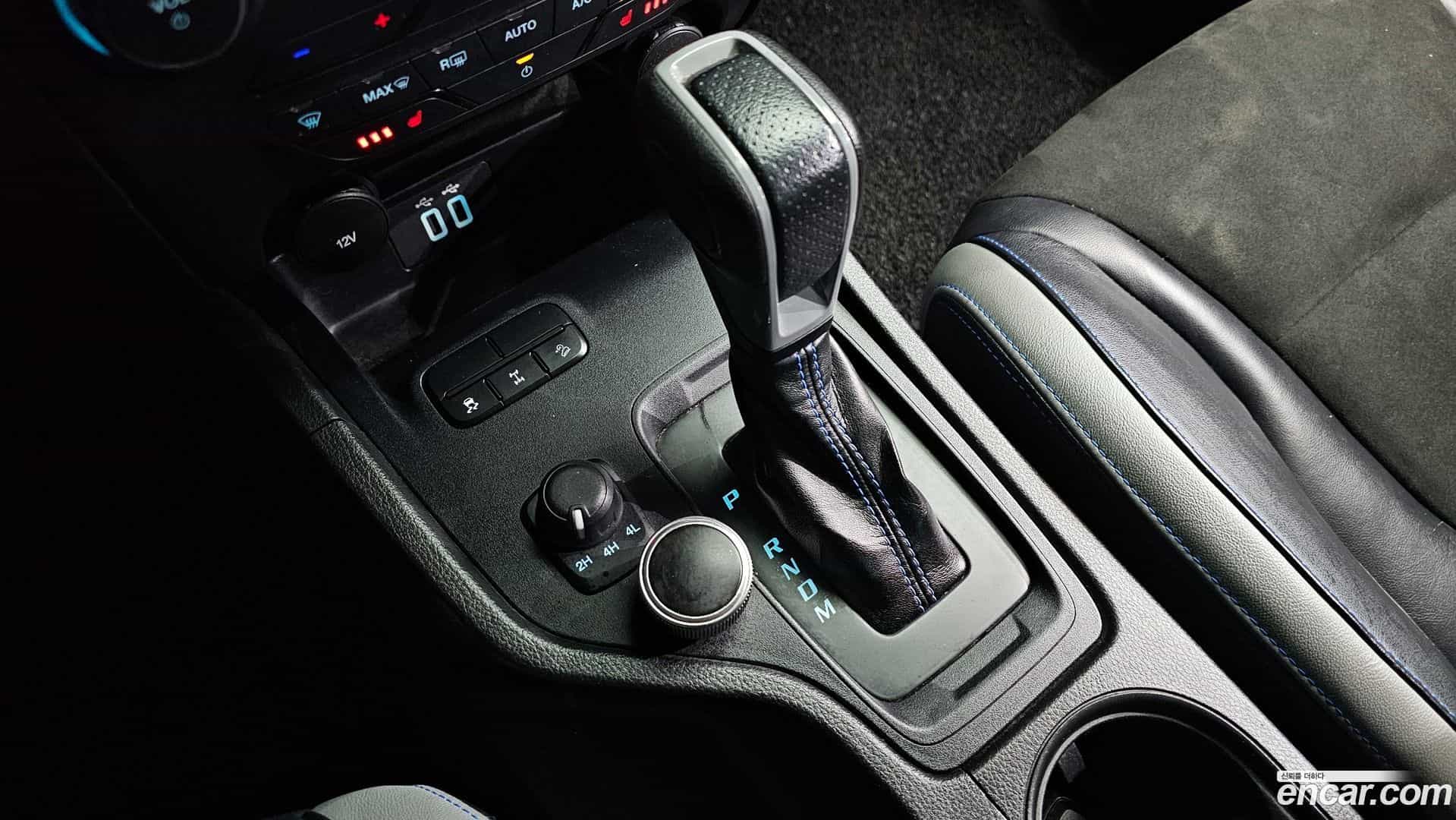 Ranger Ford 2022.9-INNER-009