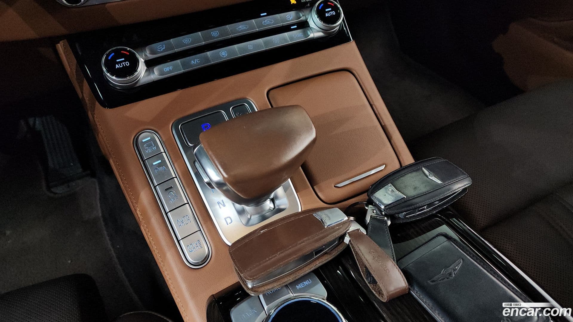 Main__Slider__Photo:G90 Genesis 2020.9-8