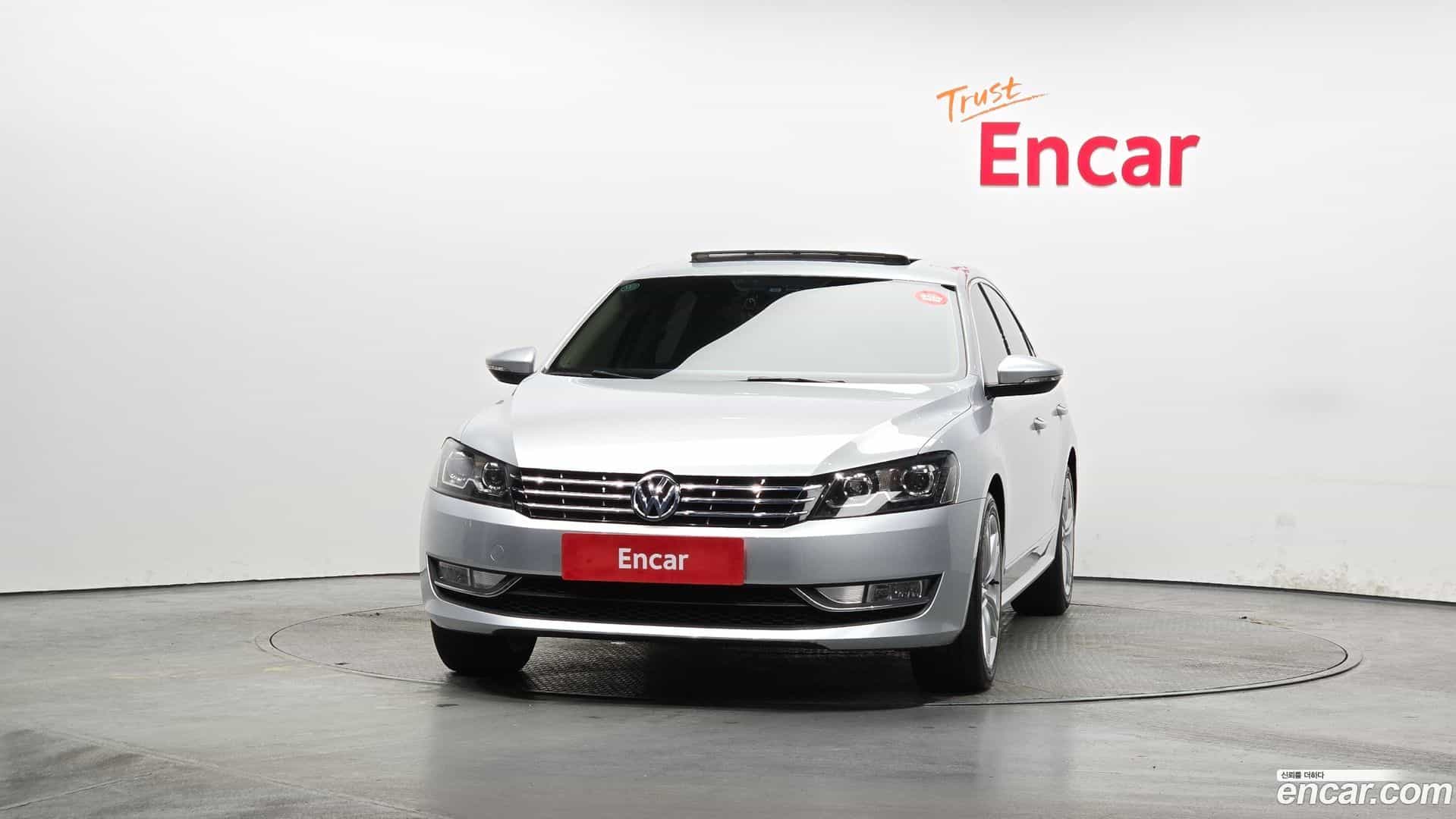 Passat Volkswagen 2015.8-OUTER-003