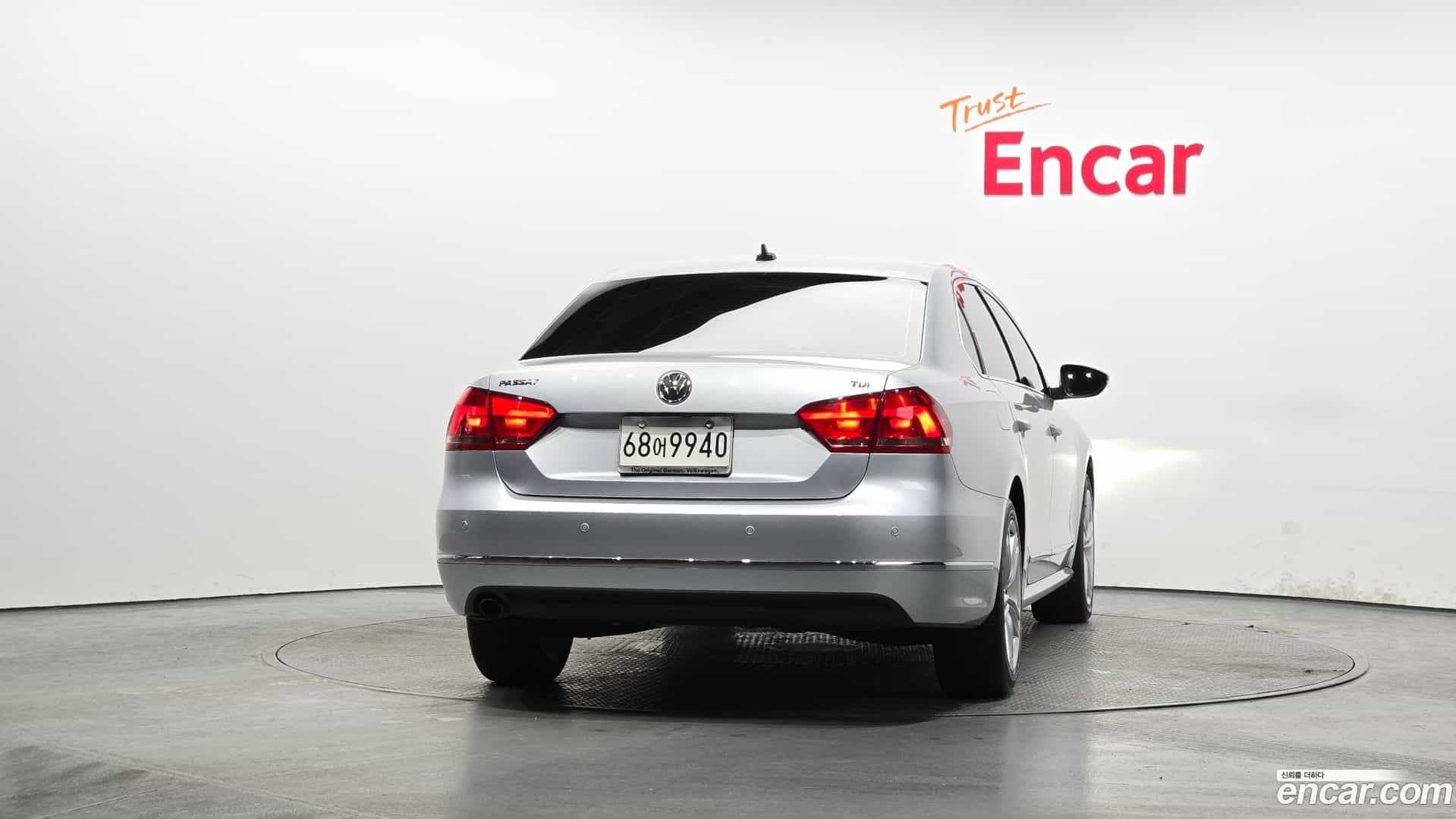 Passat Volkswagen 2015.8-OUTER-004