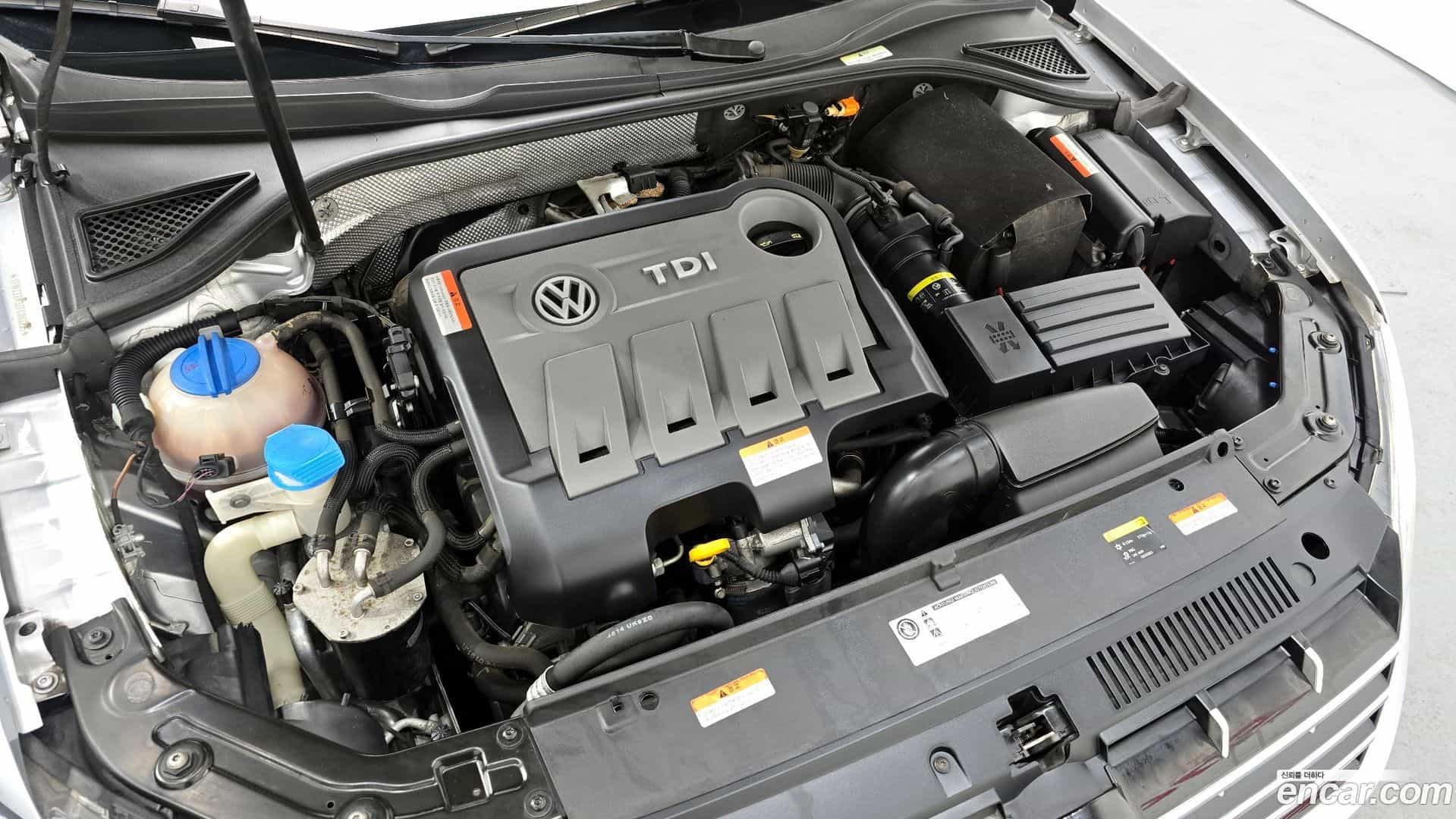 Passat Volkswagen 2015.8-INNER-006