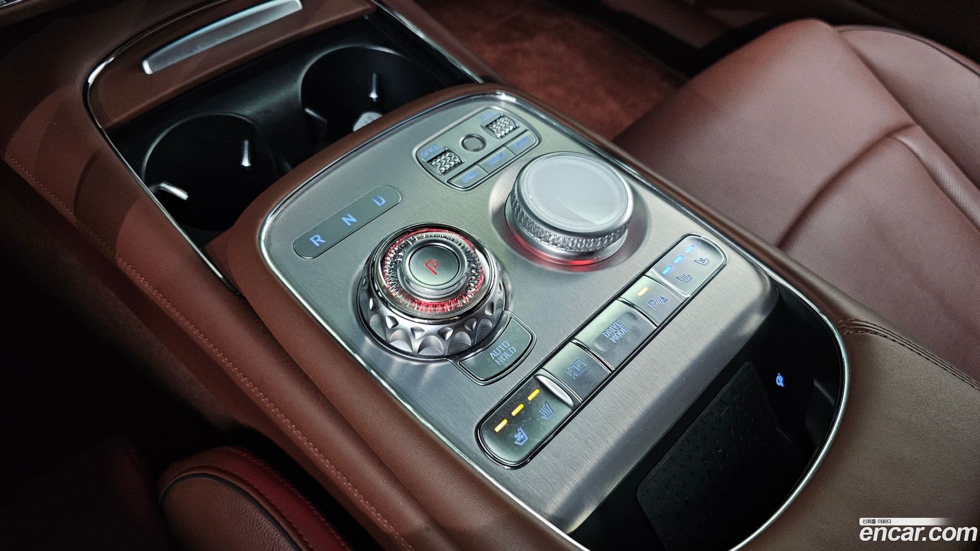 Main__Slider__Photo:G90 Genesis 2022.11-8