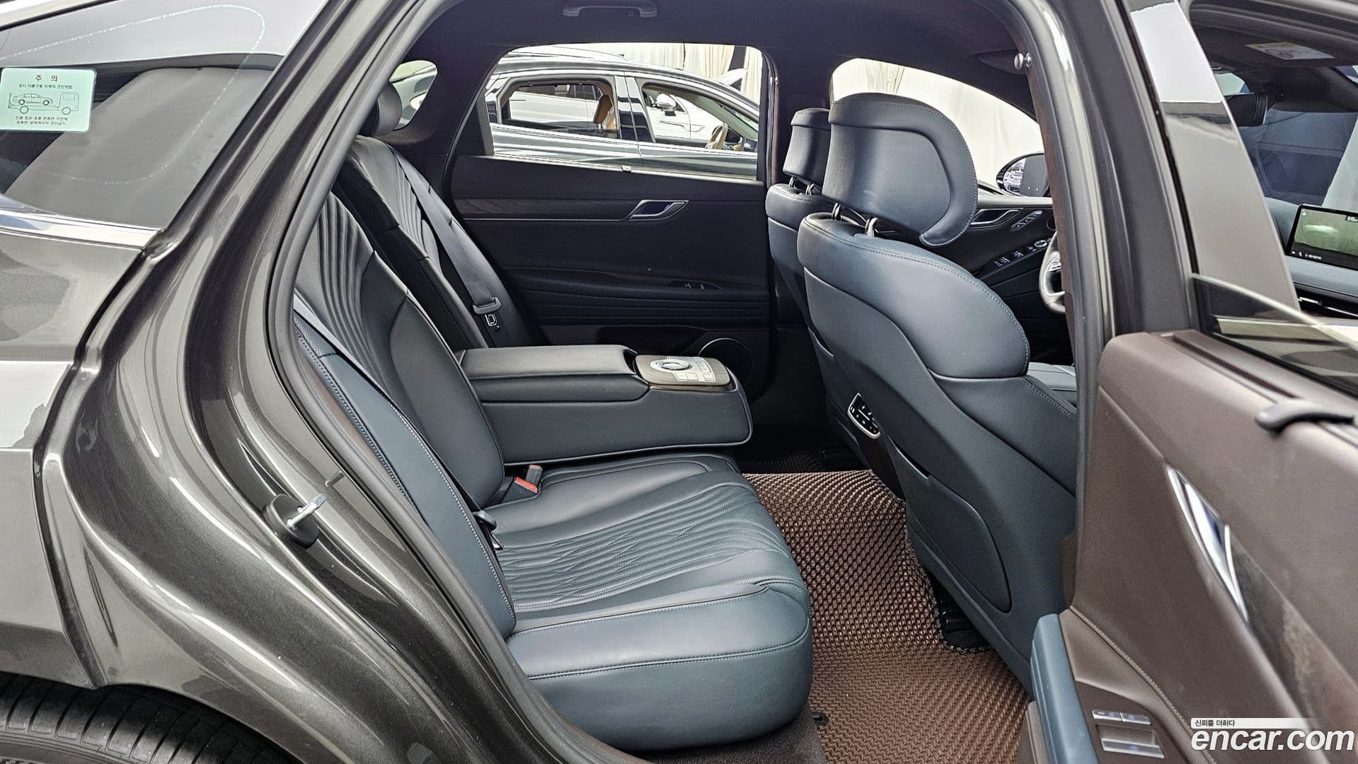 Main__Slider__Photo:G80 Genesis 2022.5-11