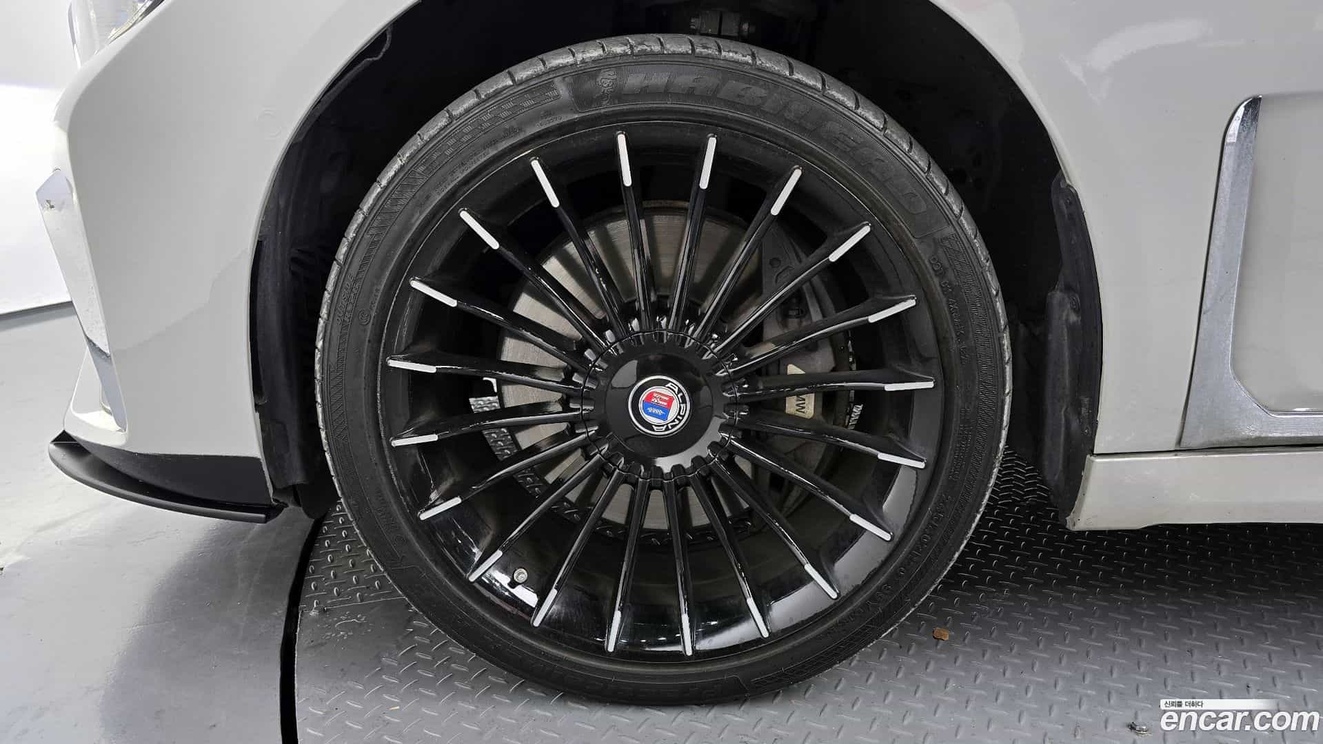 7-Series BMW 2015.10-OUTER-005