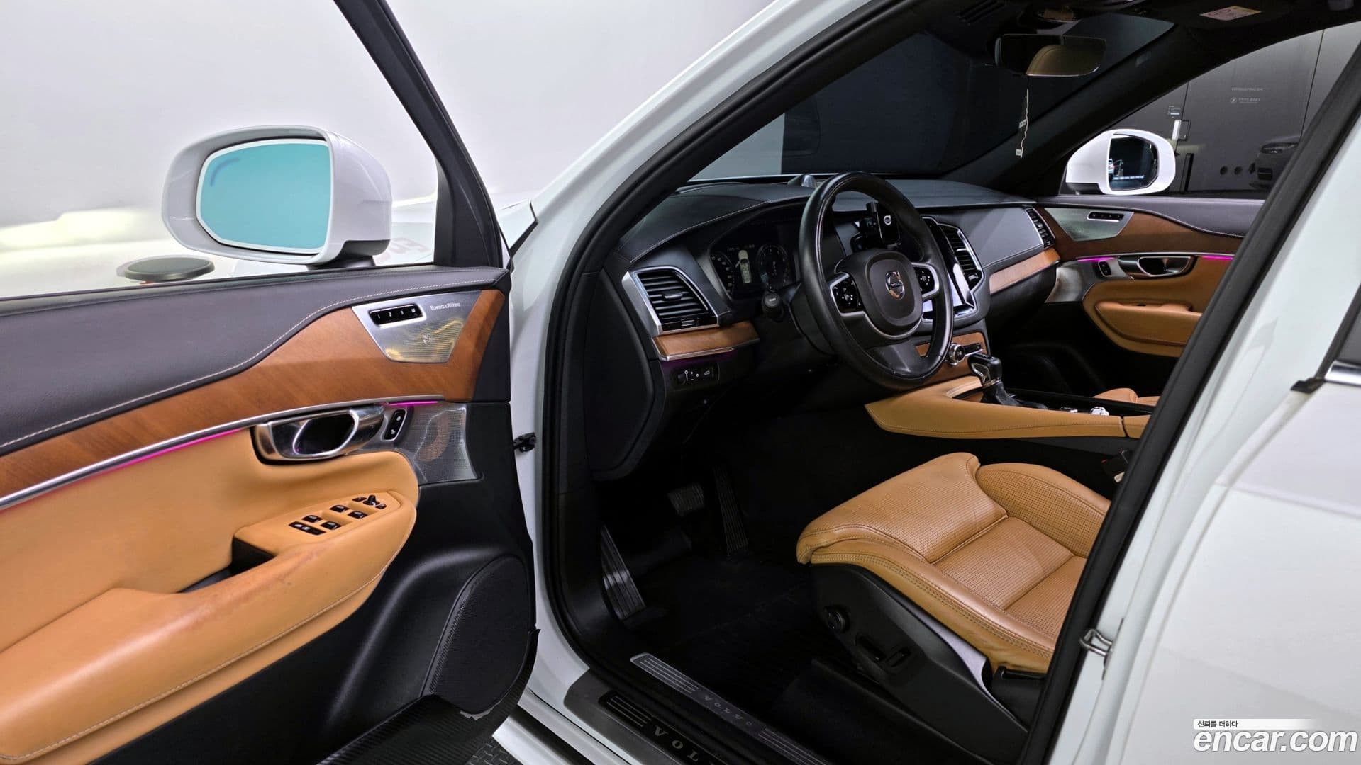 Main__Slider__Photo:XC90 Volvo 2019.2-9