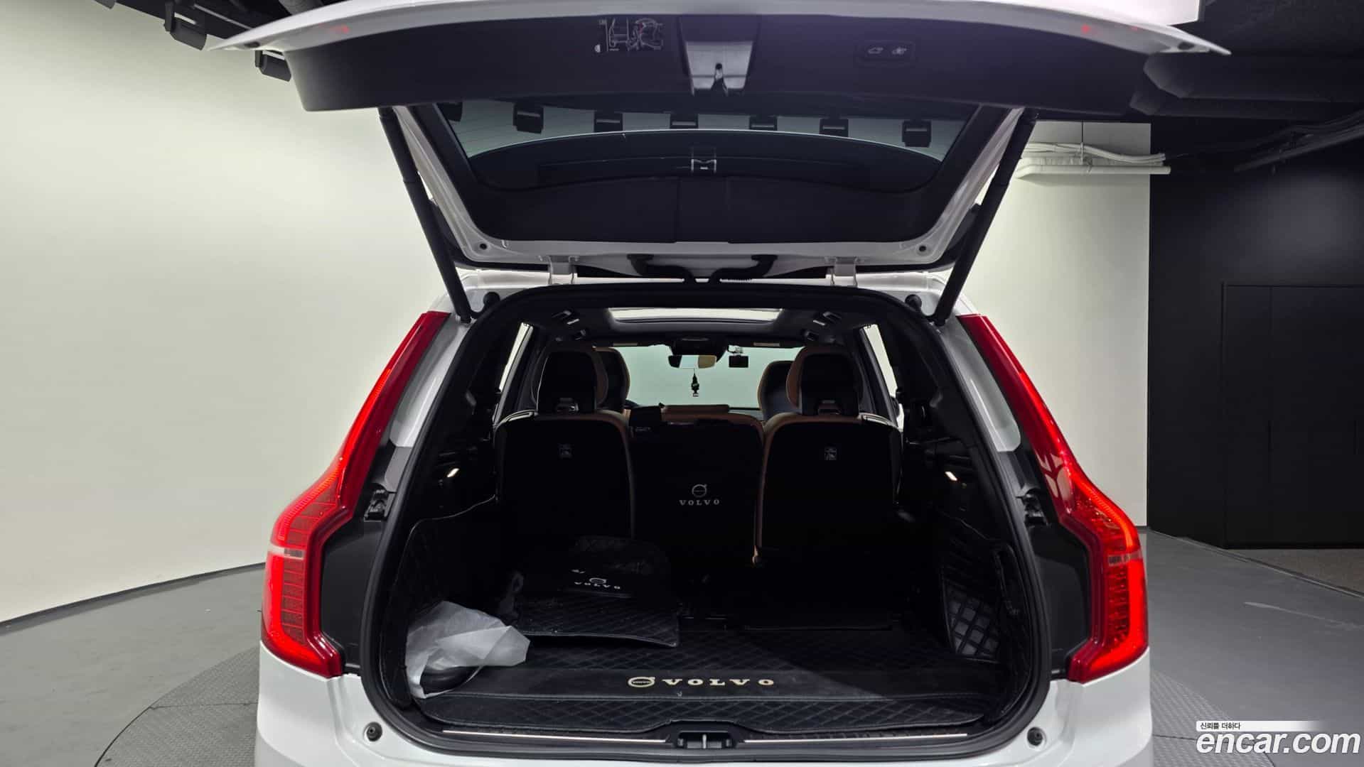 XC90 Volvo 2019.2-OPTION-024