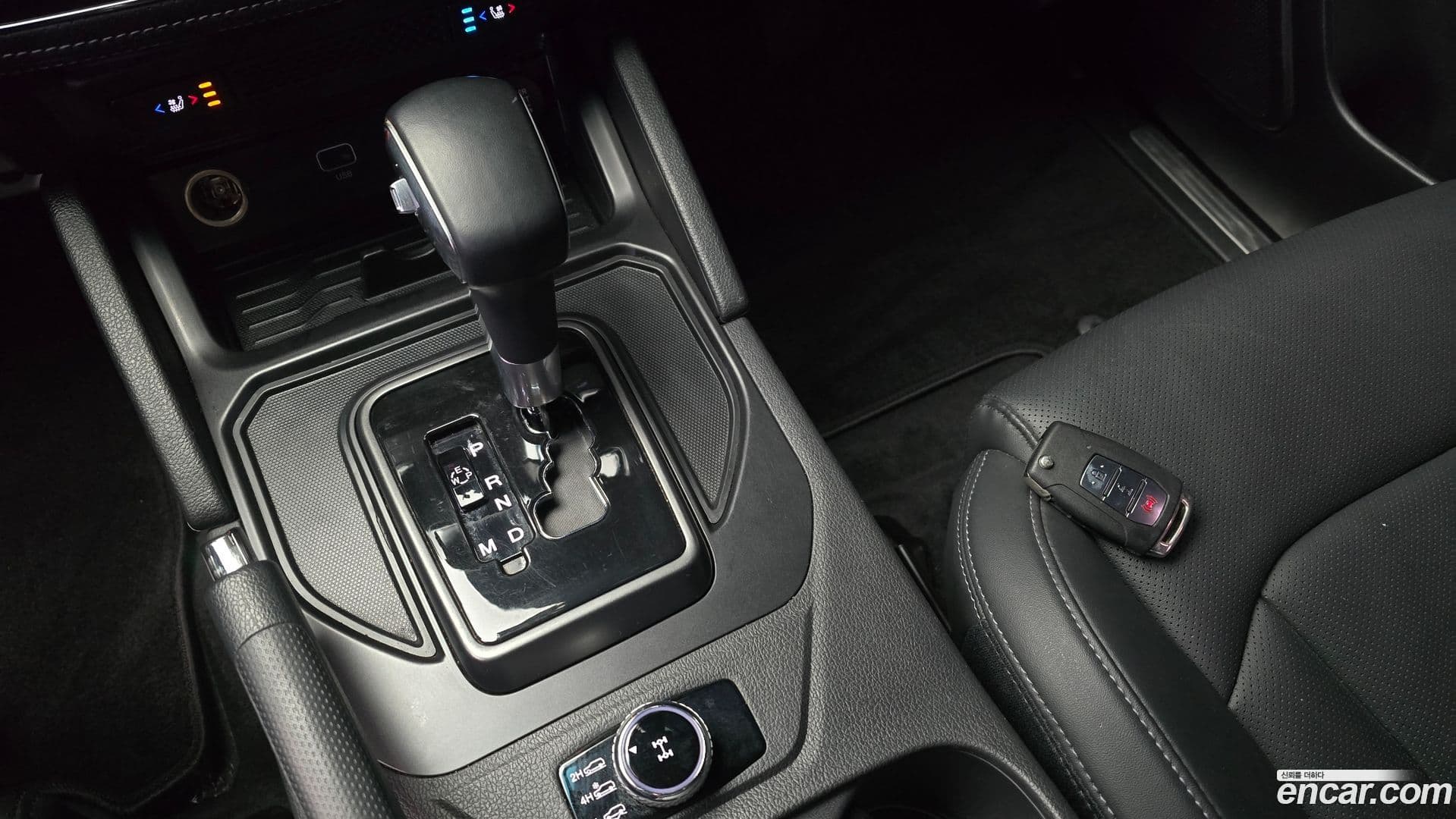 Main__Slider__Photo:Rexton KG_Mobility_Ssangyong 2021.7-8