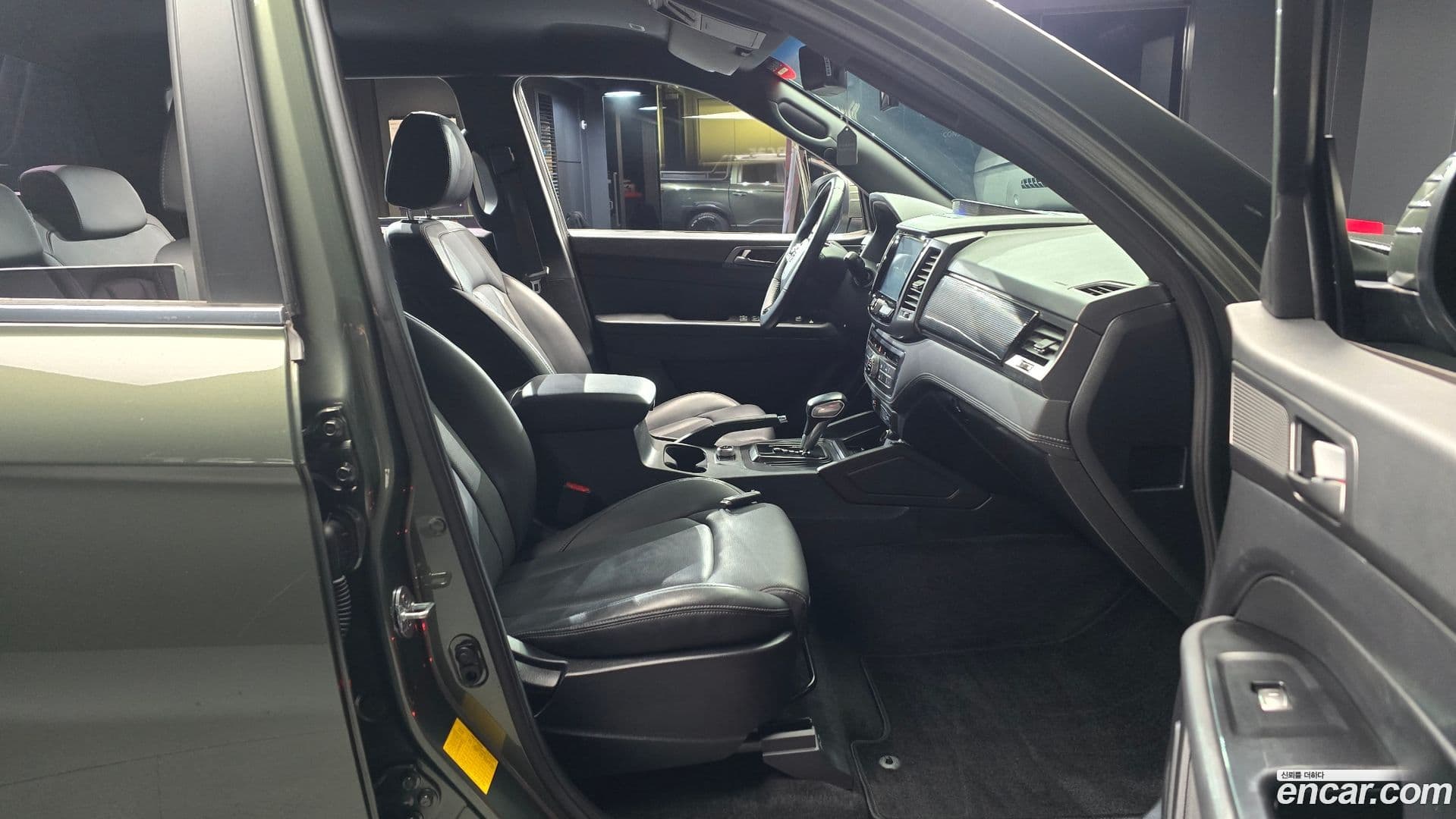 Main__Slider__Photo:Rexton KG_Mobility_Ssangyong 2021.7-11