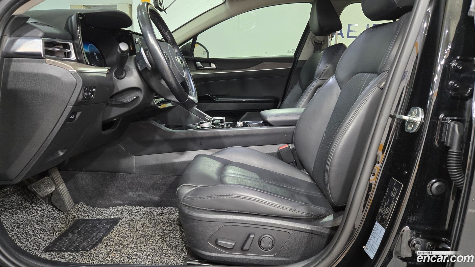 Main__Slider__Photo:K5 Kia 2020.8-6