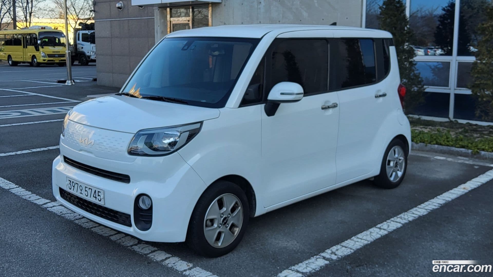 Main__Slider__Photo:RAY Kia 2022.4-0