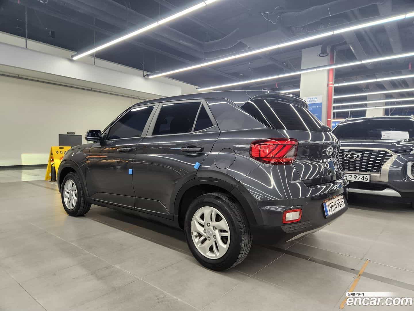 Venue Hyundai 2021.0-OUTER-003