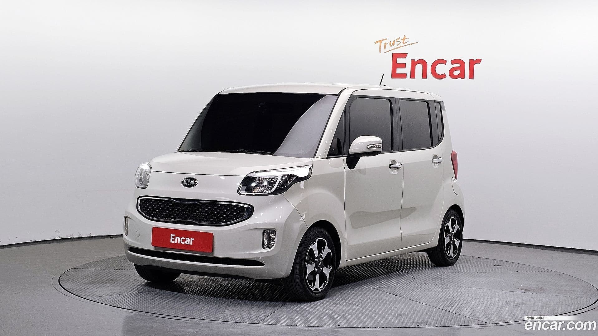 Main__Slider__Photo:RAY Kia 2015.7-0