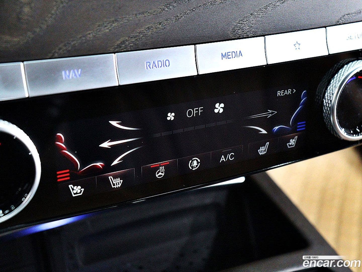 Main__Slider__Photo:G80 Genesis 2020.6-8