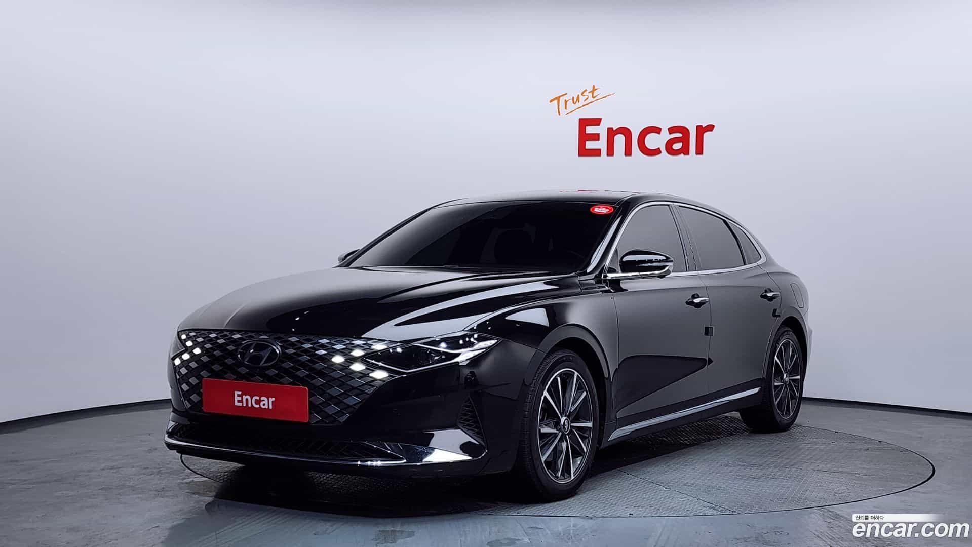 Grandeur Hyundai 2019.11-OUTER-001