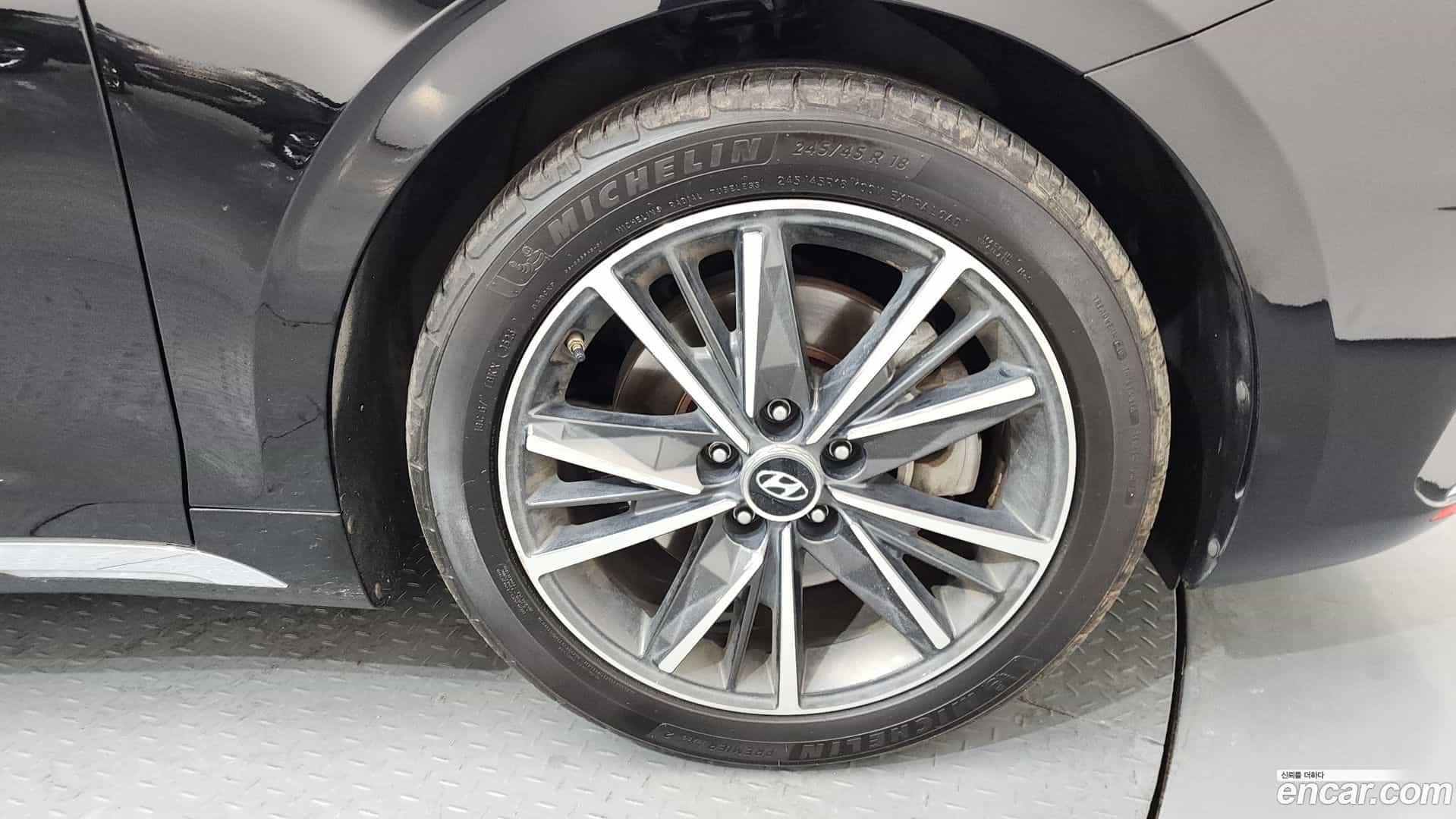 Grandeur Hyundai 2019.11-OUTER-005