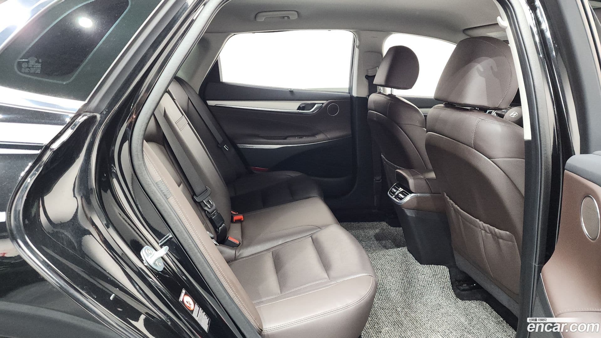 Main__Slider__Photo:Grandeur Hyundai 2019.11-11