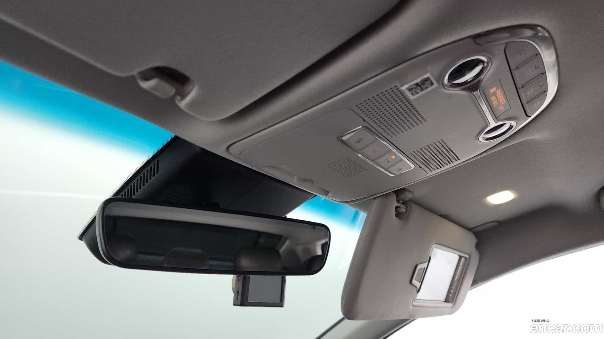 Grandeur Hyundai 2019.11-OPTION-022