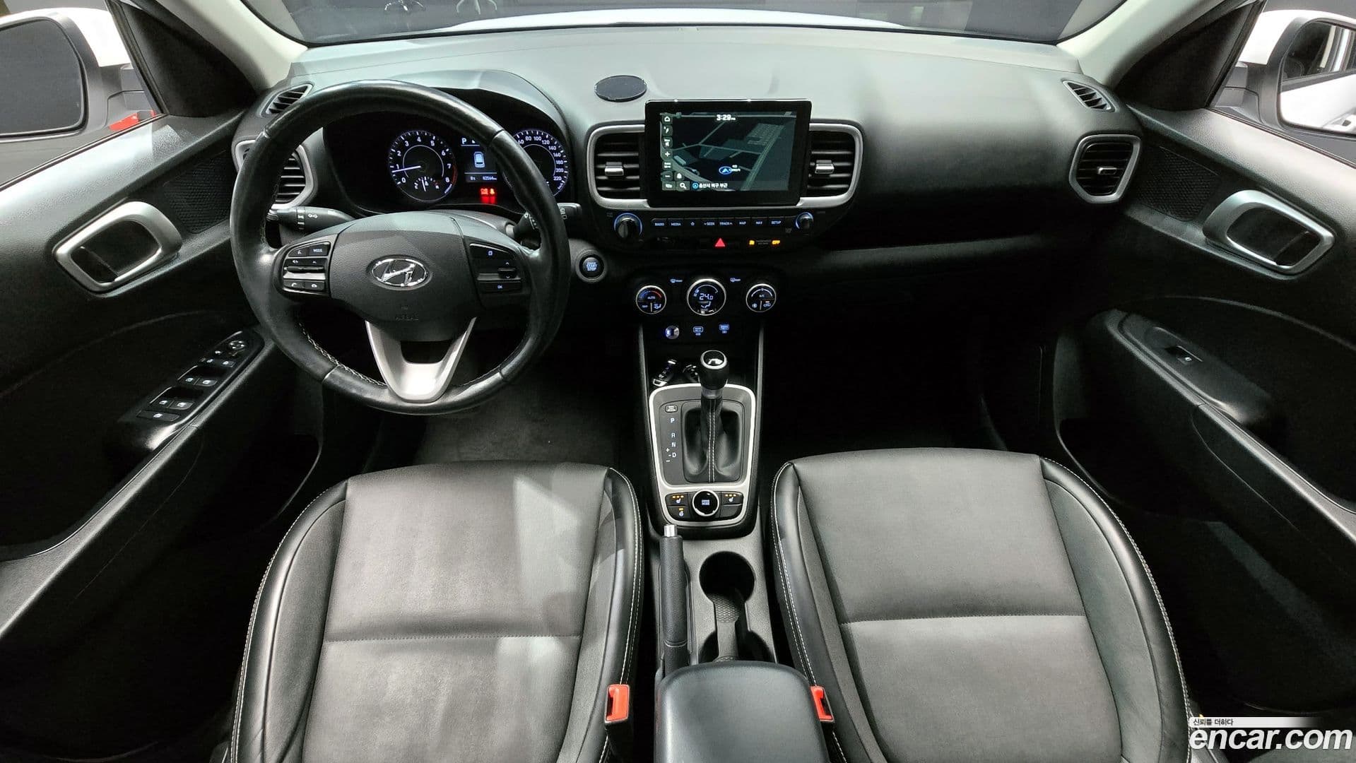 Main__Slider__Photo:Venue Hyundai 2019.7-6