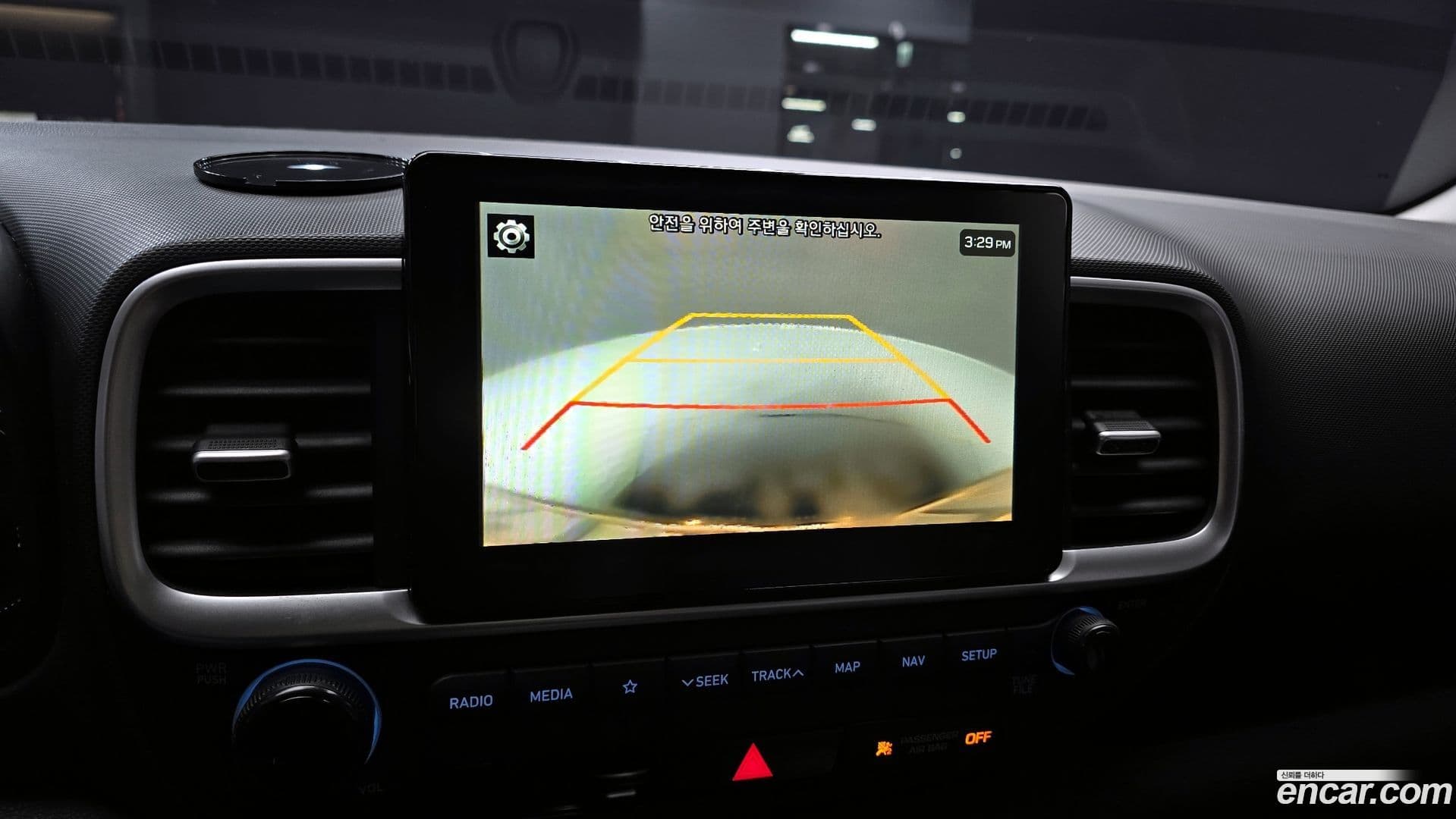 Main__Slider__Photo:Venue Hyundai 2019.7-15