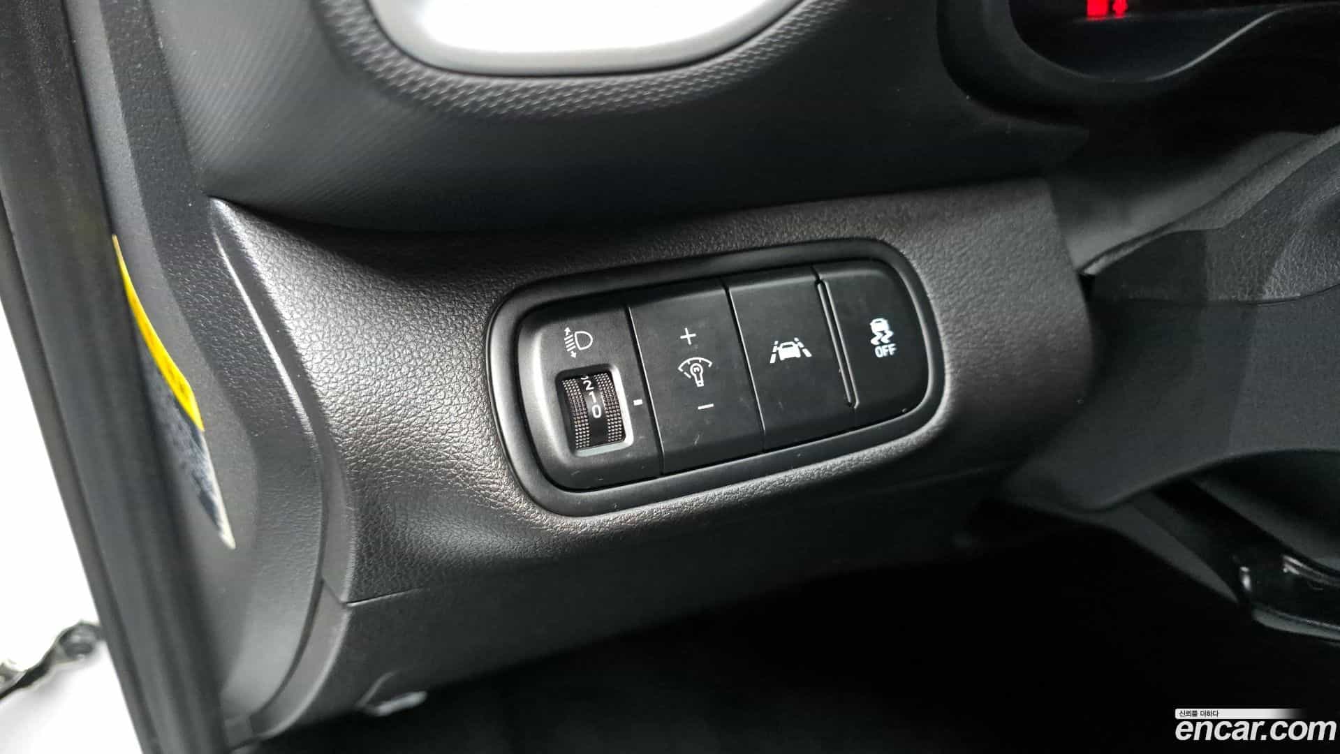 Venue Hyundai 2019.7-OPTION-021