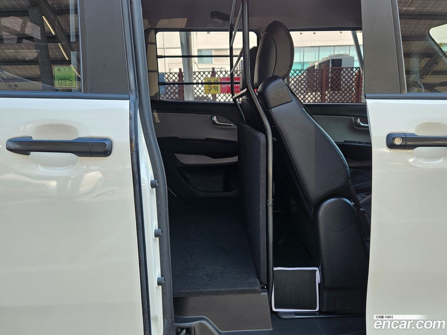 Main__Slider__Photo:RAY Kia 2021.9-15