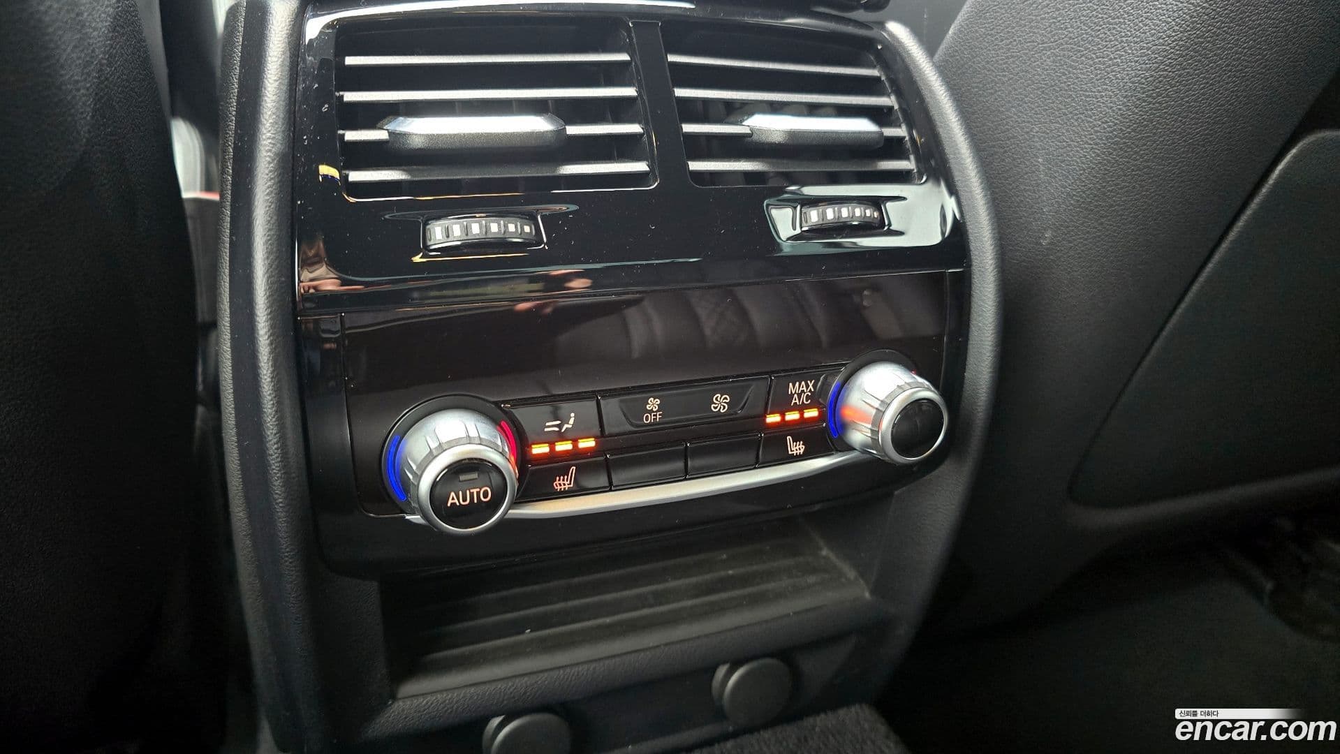 Main__Slider__Photo:5-Series BMW 2019.4-15