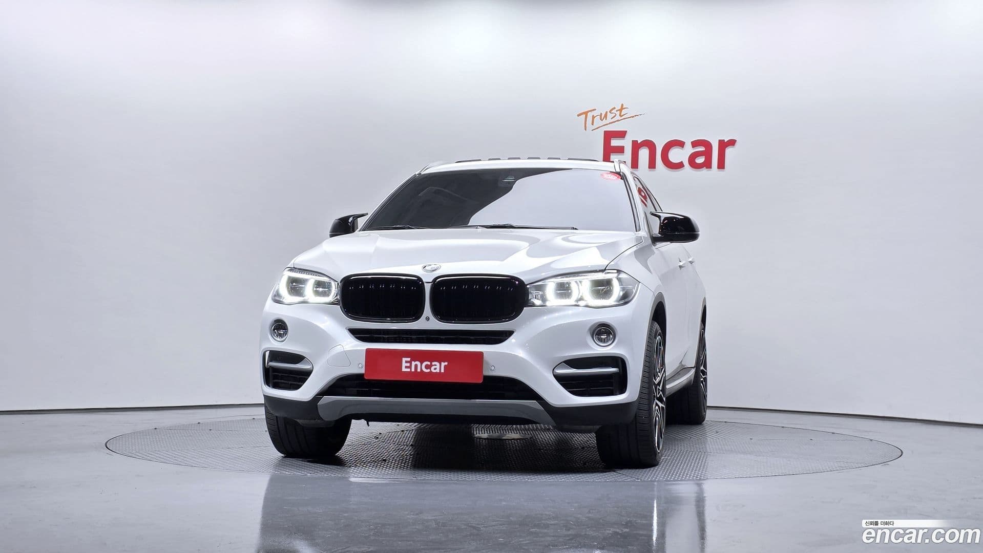 Main__Slider__Photo:X6 BMW 2017.5-2