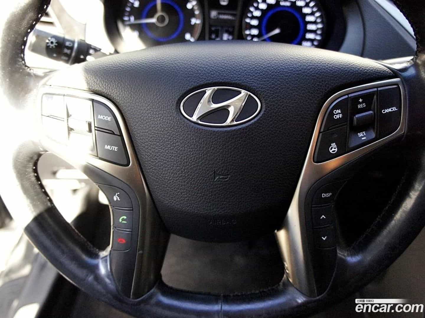 Grandeur Hyundai 2012.1-INNER-008