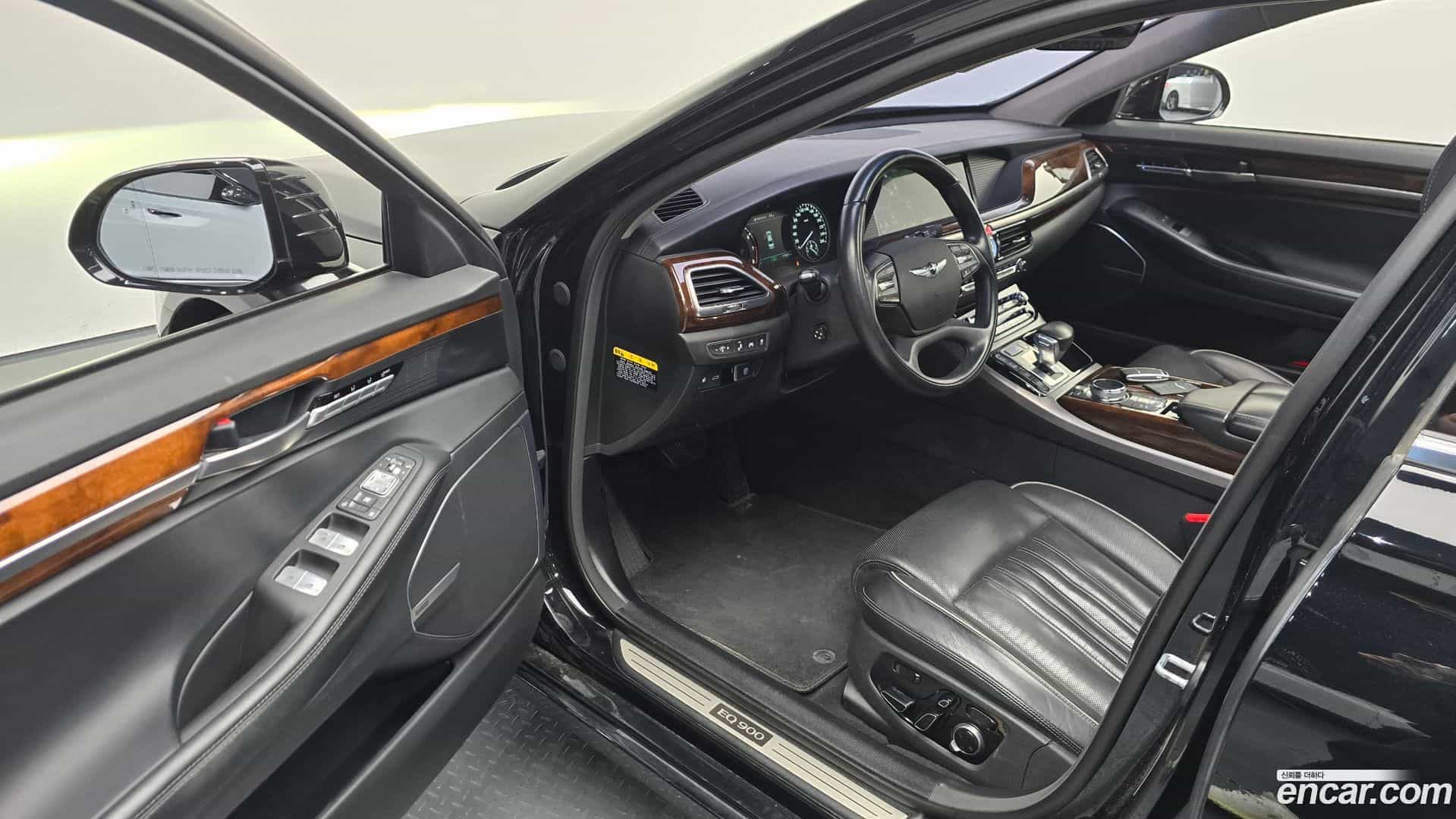 EQ900 Genesis 2016.1-OPTION-015