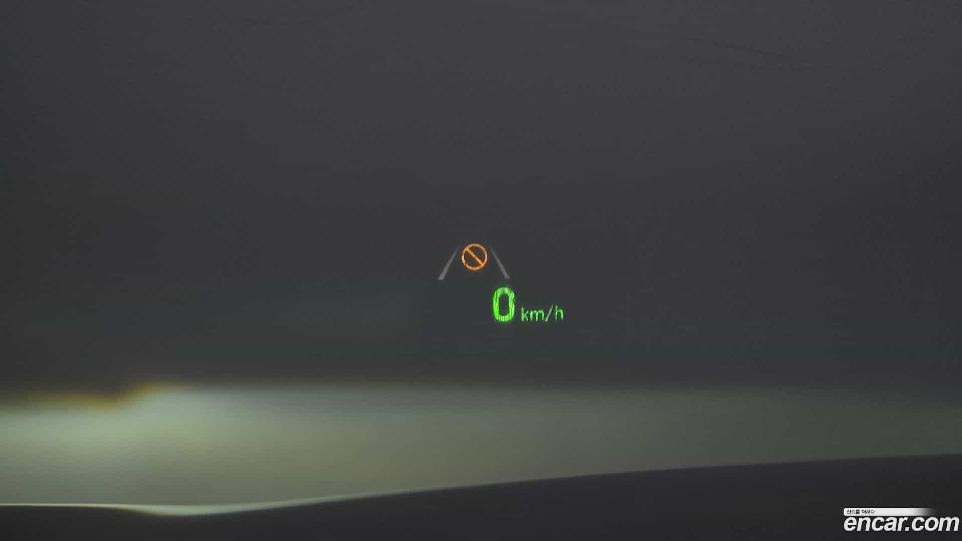 EQ900 Genesis 2016.1-OPTION-018