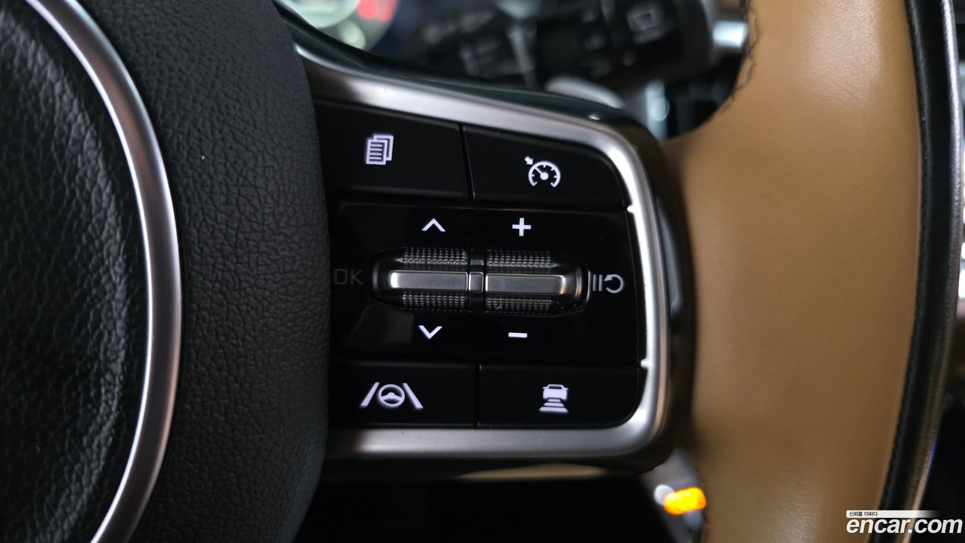 Main__Slider__Photo:Sorento Kia 2022.10-16