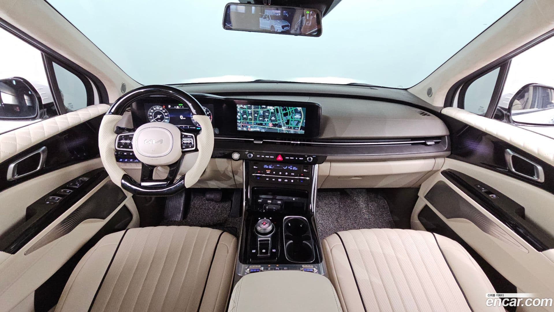 Main__Slider__Photo:Canival Kia 2021.11-6