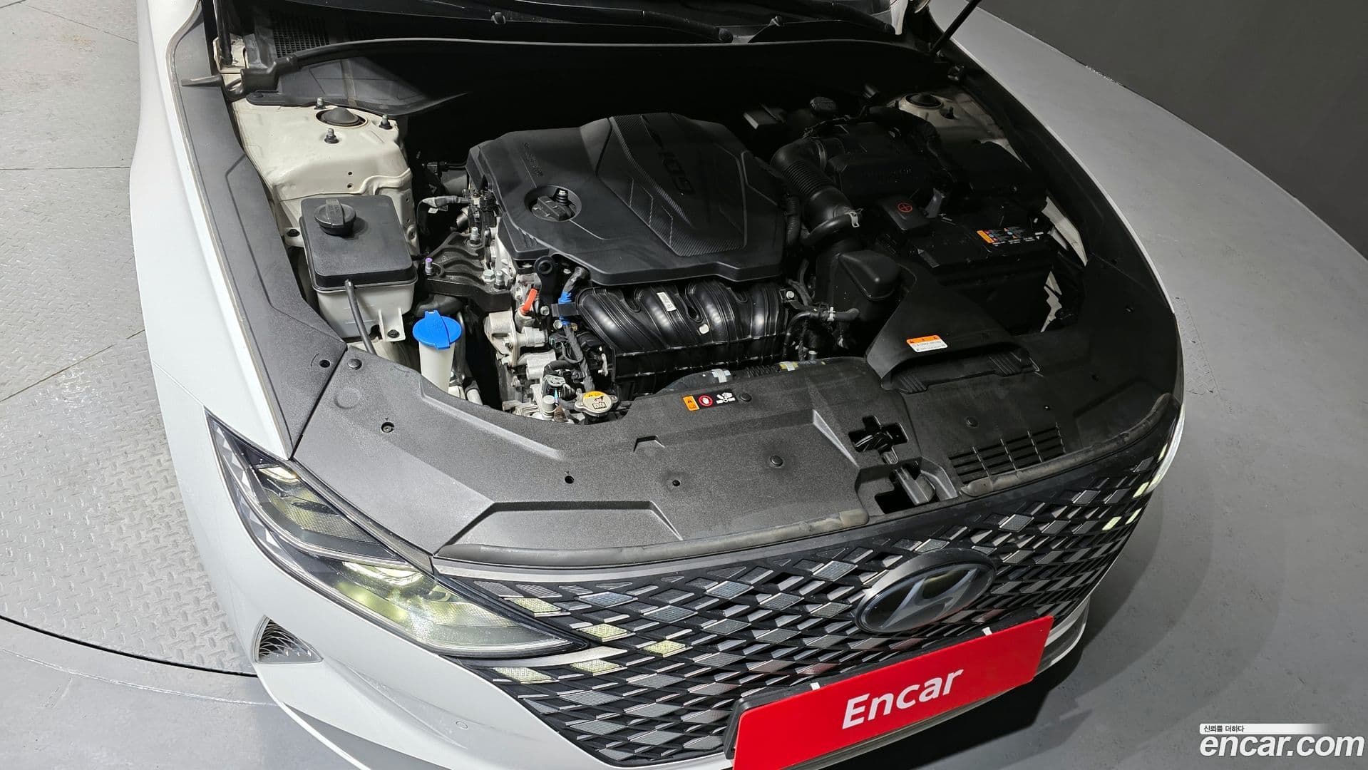 Main__Slider__Photo:Grandeur Hyundai 2019.11-5