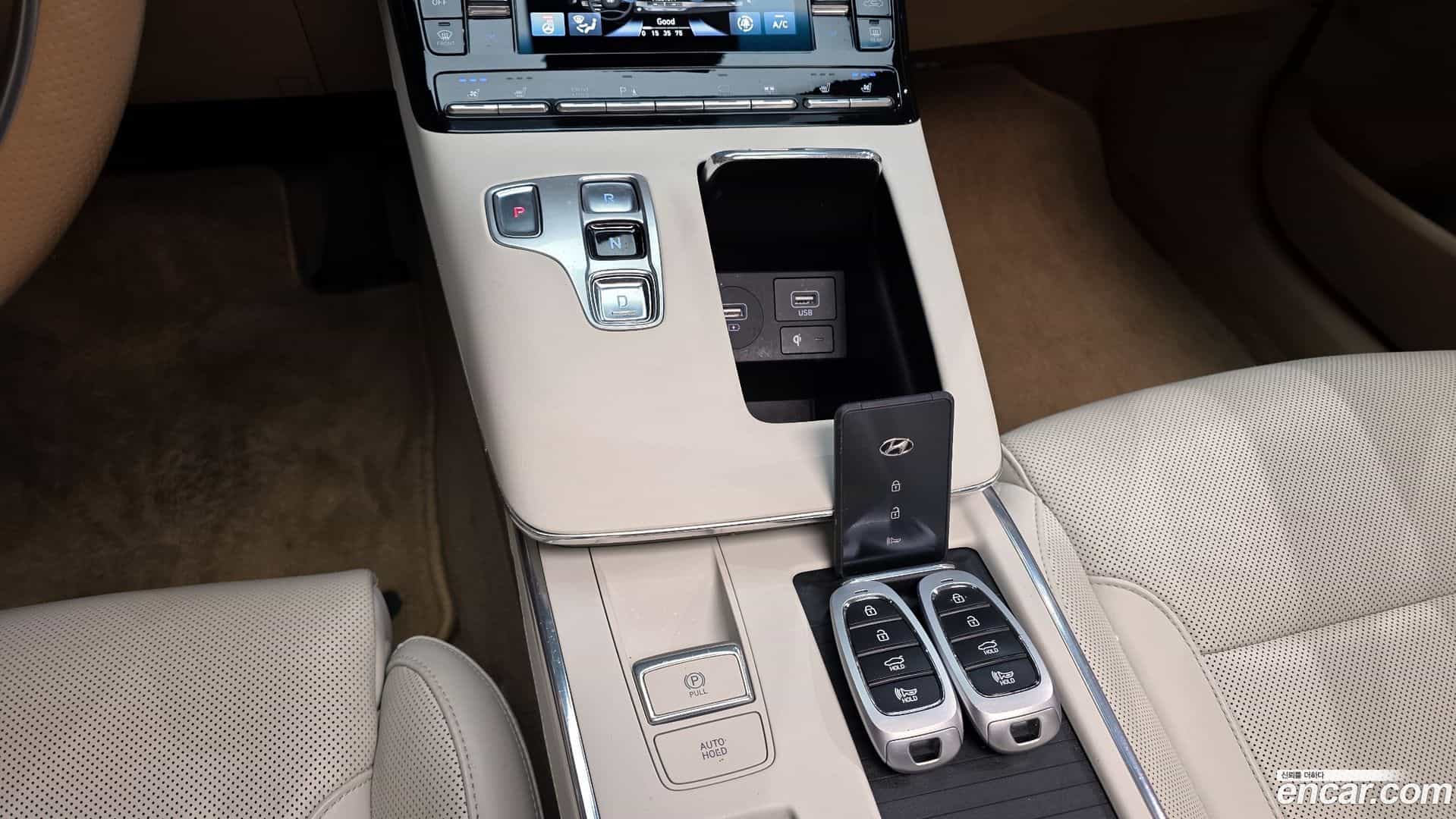 Grandeur Hyundai 2019.11-INNER-009