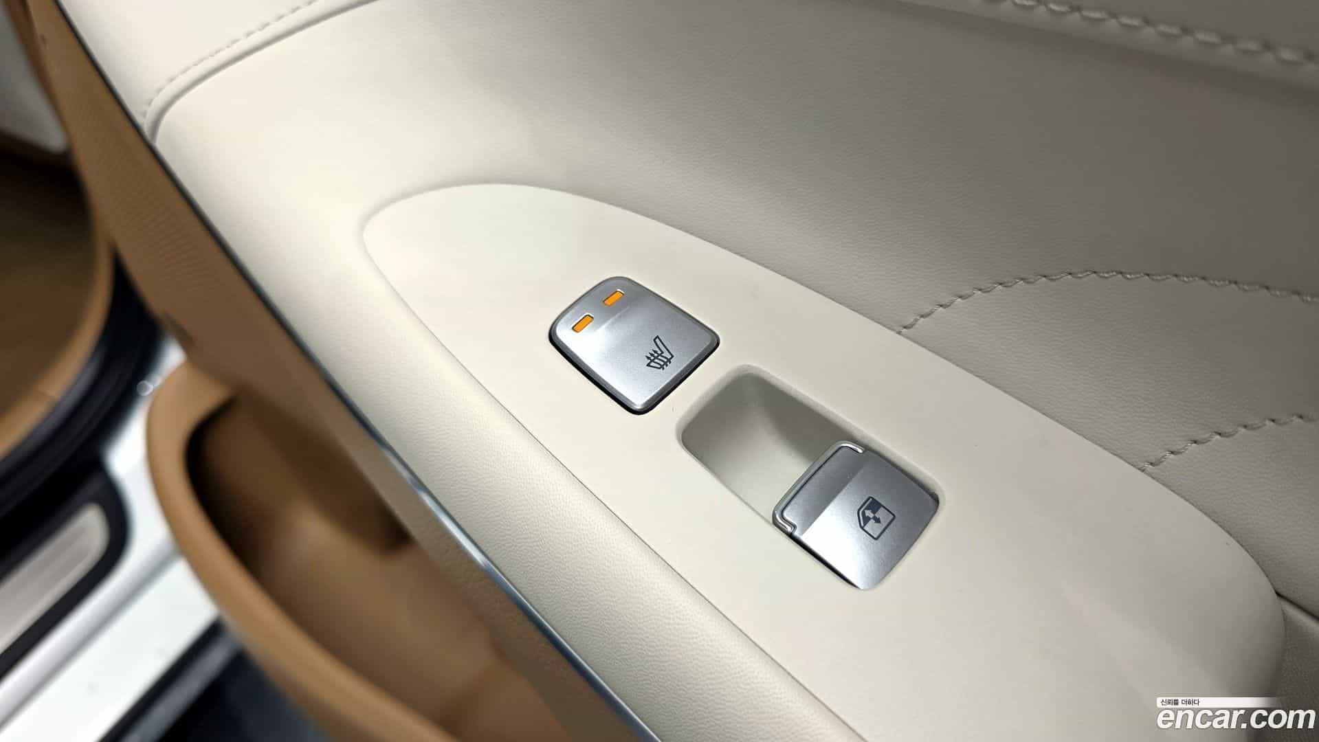 Grandeur Hyundai 2019.11-OPTION-022