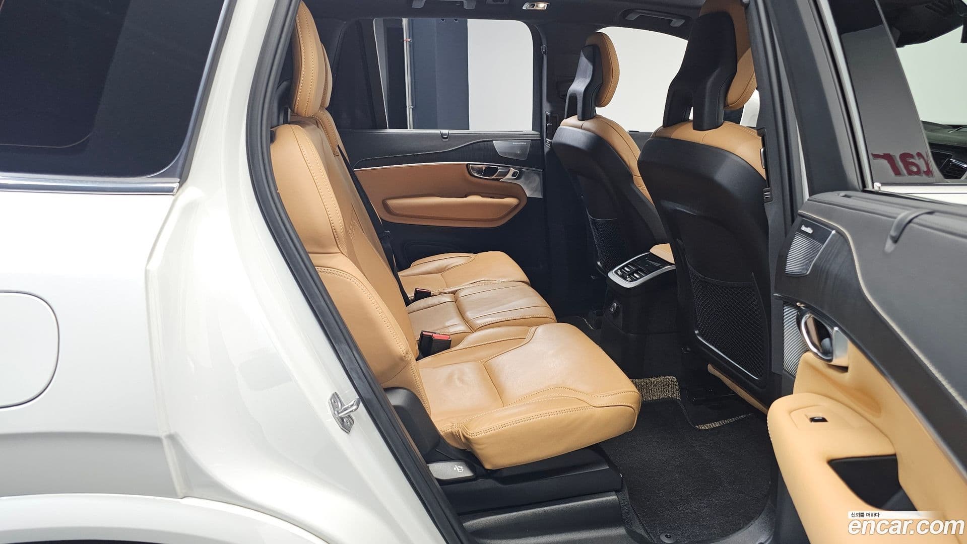 Main__Slider__Photo:XC90 Volvo 2021.6-11