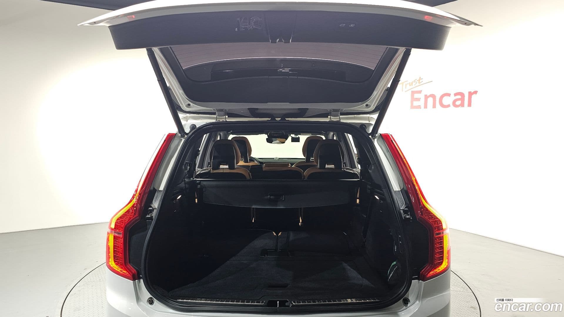 Main__Slider__Photo:XC90 Volvo 2021.6-19