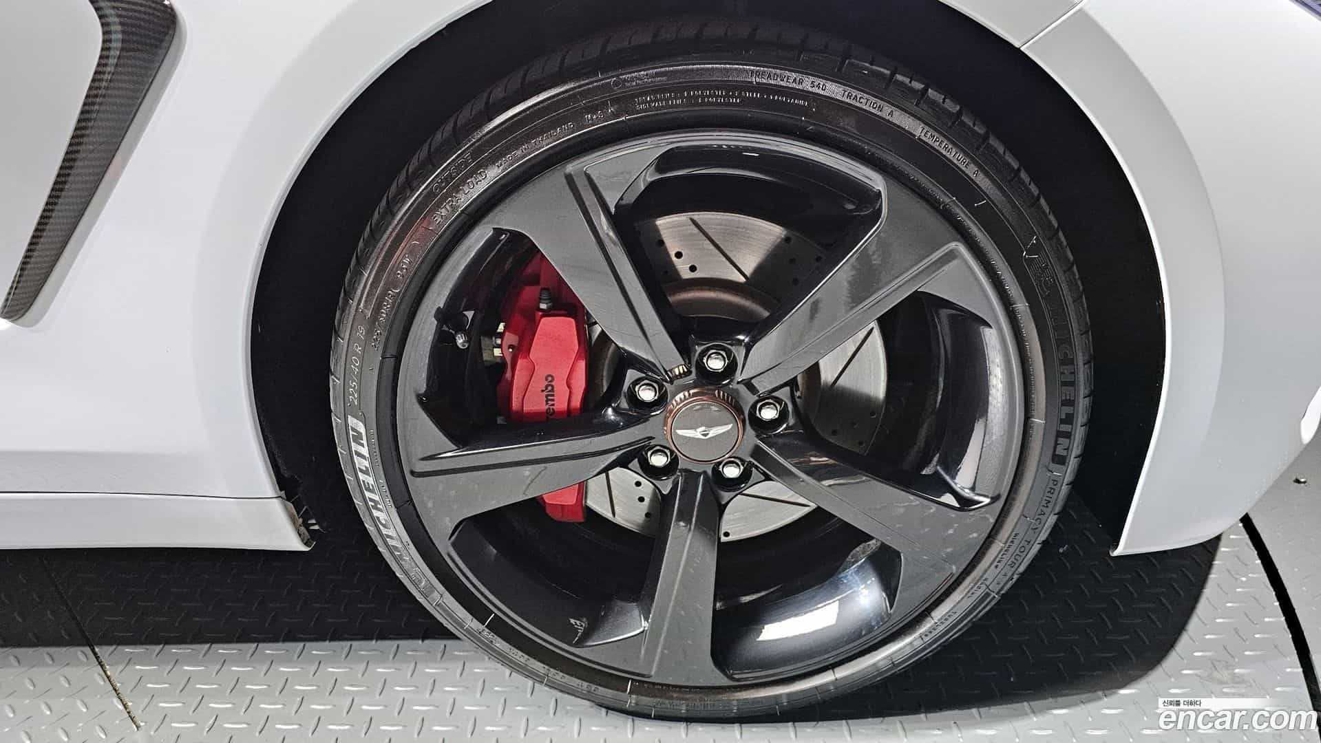 G70 Genesis 2018.10-OUTER-005