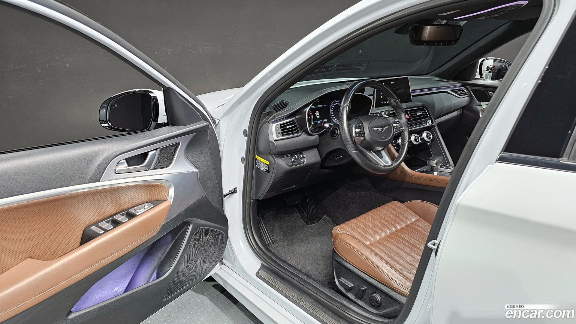 Main__Slider__Photo:G70 Genesis 2018.10-10