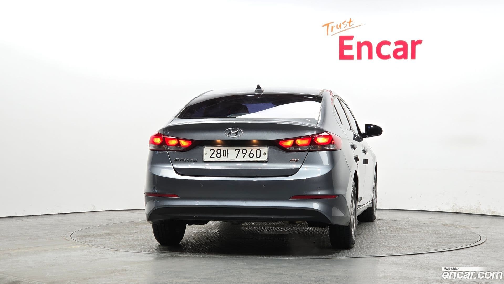 Main__Slider__Photo:AVANTE Hyundai 2016.0-3