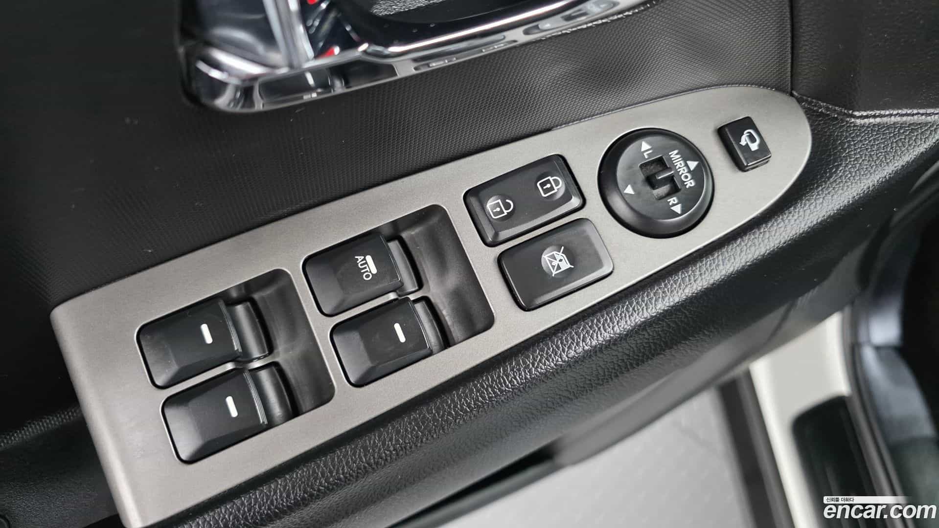 Sportage Kia 2013.7-OPTION-016