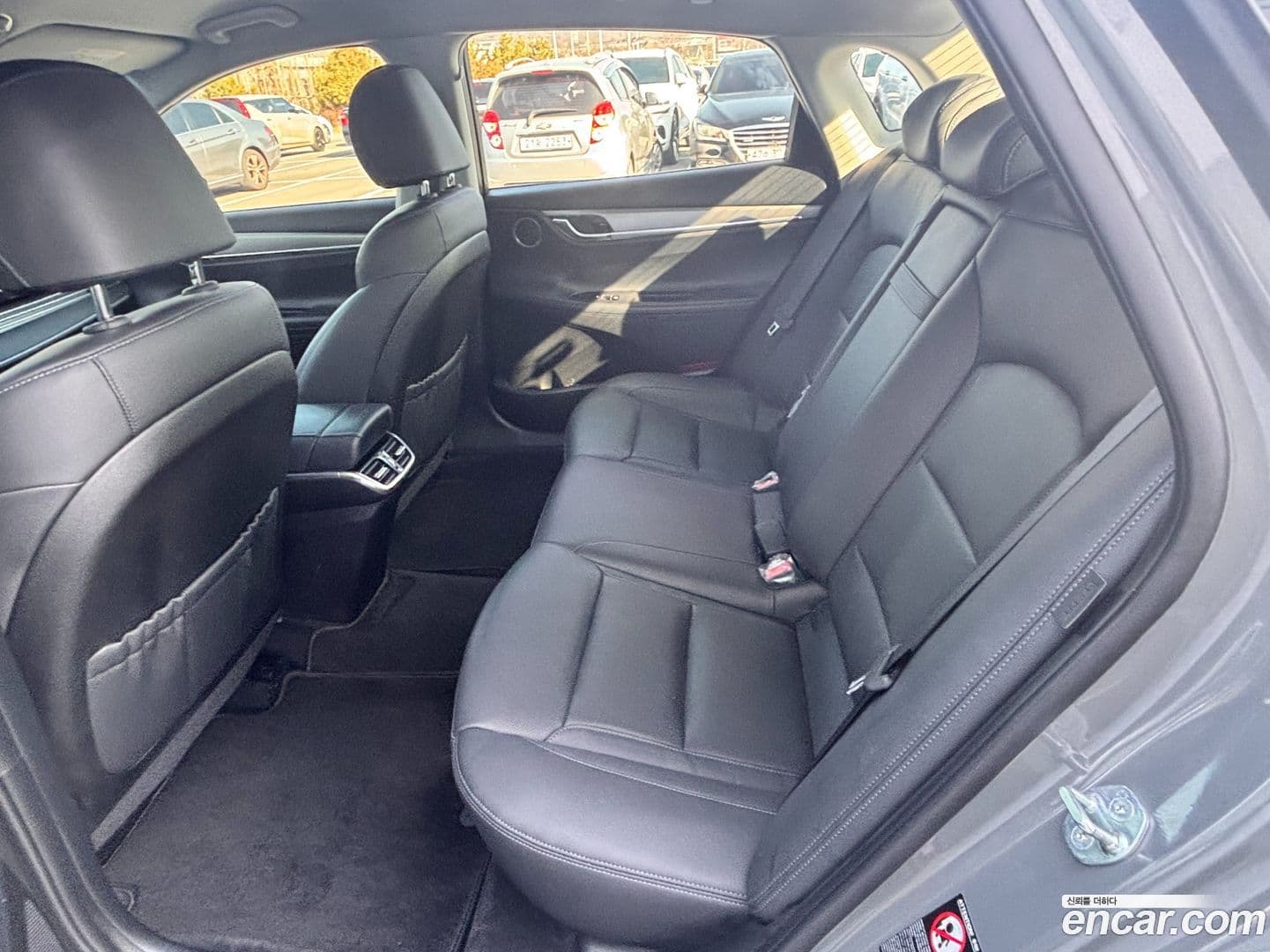 Main__Slider__Photo:Grandeur Hyundai 2022.0-10