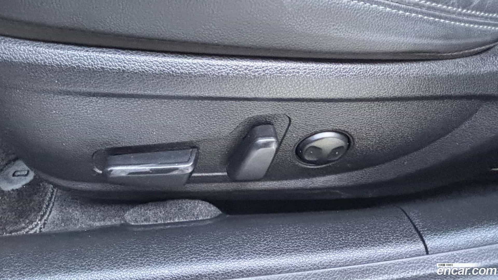 Grandeur Hyundai 2022.0-OPTION-019