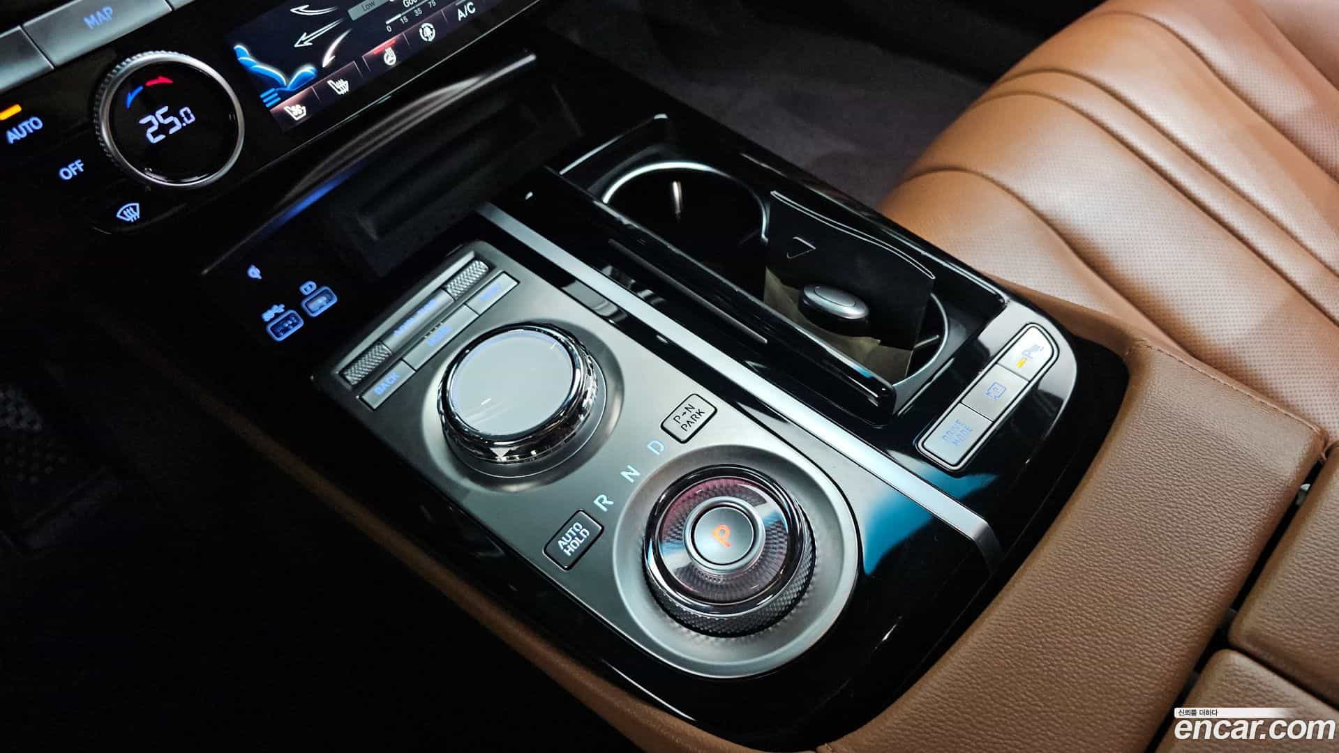 G80 Genesis 2023.3-INNER-009