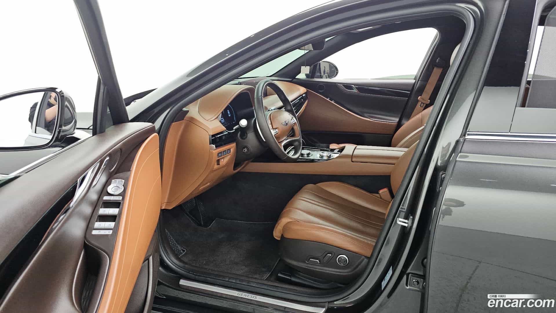 G80 Genesis 2023.3-INNER-010